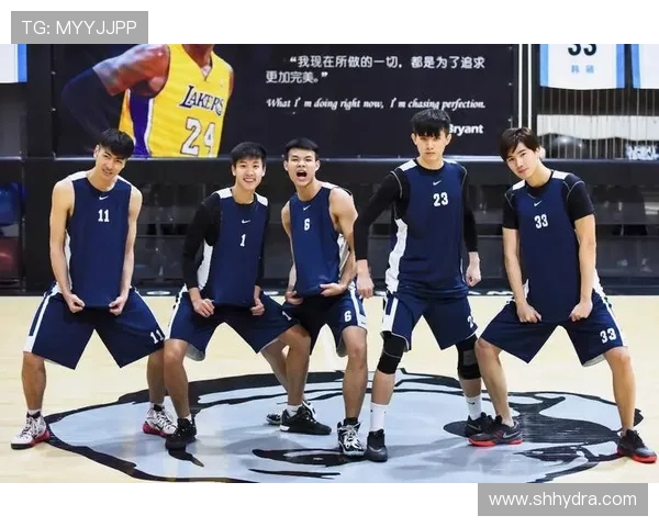 以篮球为中心探讨团队合作精神和竞技魅力的全面深度解析文章精彩