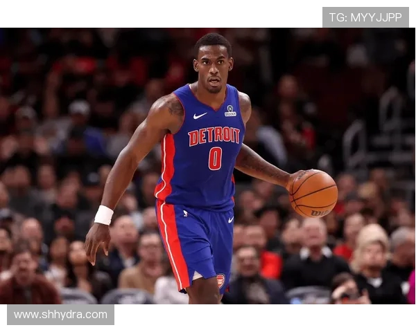 奇才主场鏖战活塞全场对攻激烈年轻核心闪耀赛场掀起精彩风暴